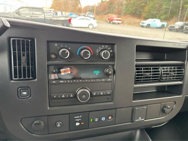 2025 Chevrolet Express Cutaway 3500 Base
