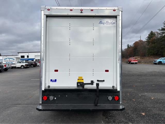 2025 Chevrolet Express Cutaway 3500 Base
