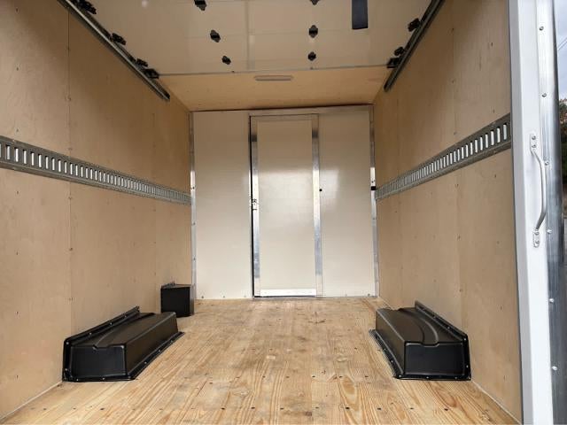 2025 Chevrolet Express Cutaway 3500 Base