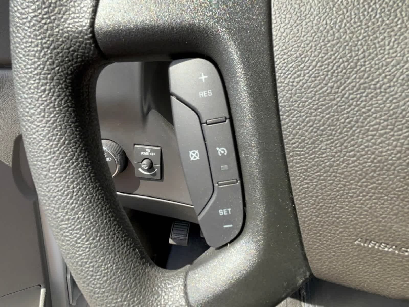 2024 Chevrolet Express Cutaway 3500 Base