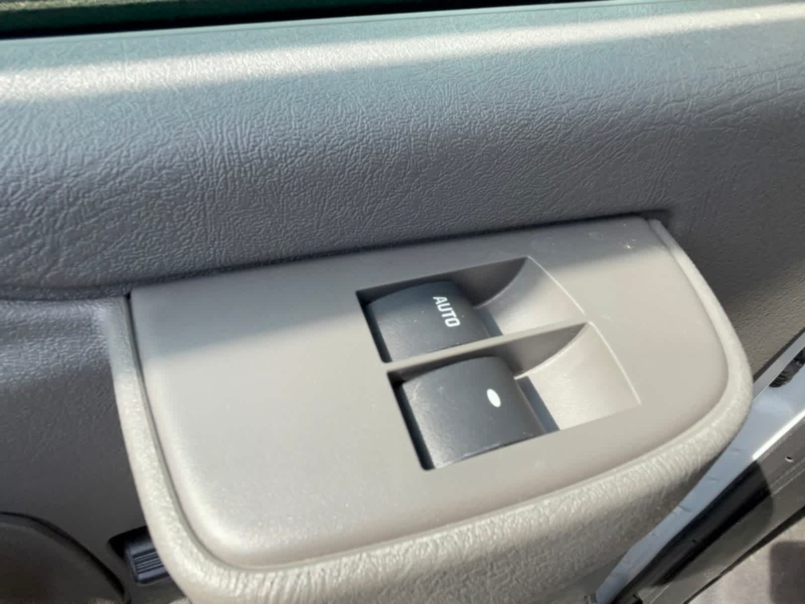 2024 Chevrolet Express Cutaway 3500 Base