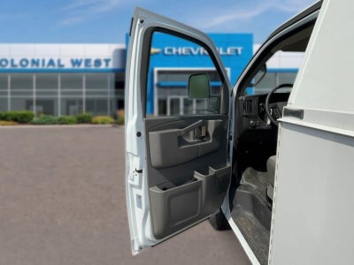 2024 Chevrolet Express Cutaway 3500 Base