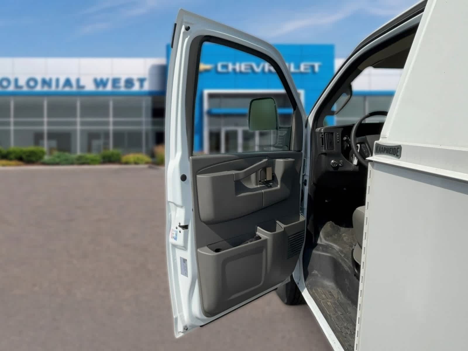2024 Chevrolet Express Cutaway 3500 Base