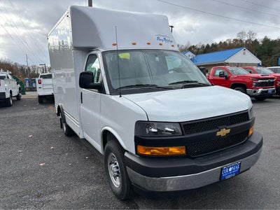 2025 Chevrolet Express Cutaway 3500 Base
