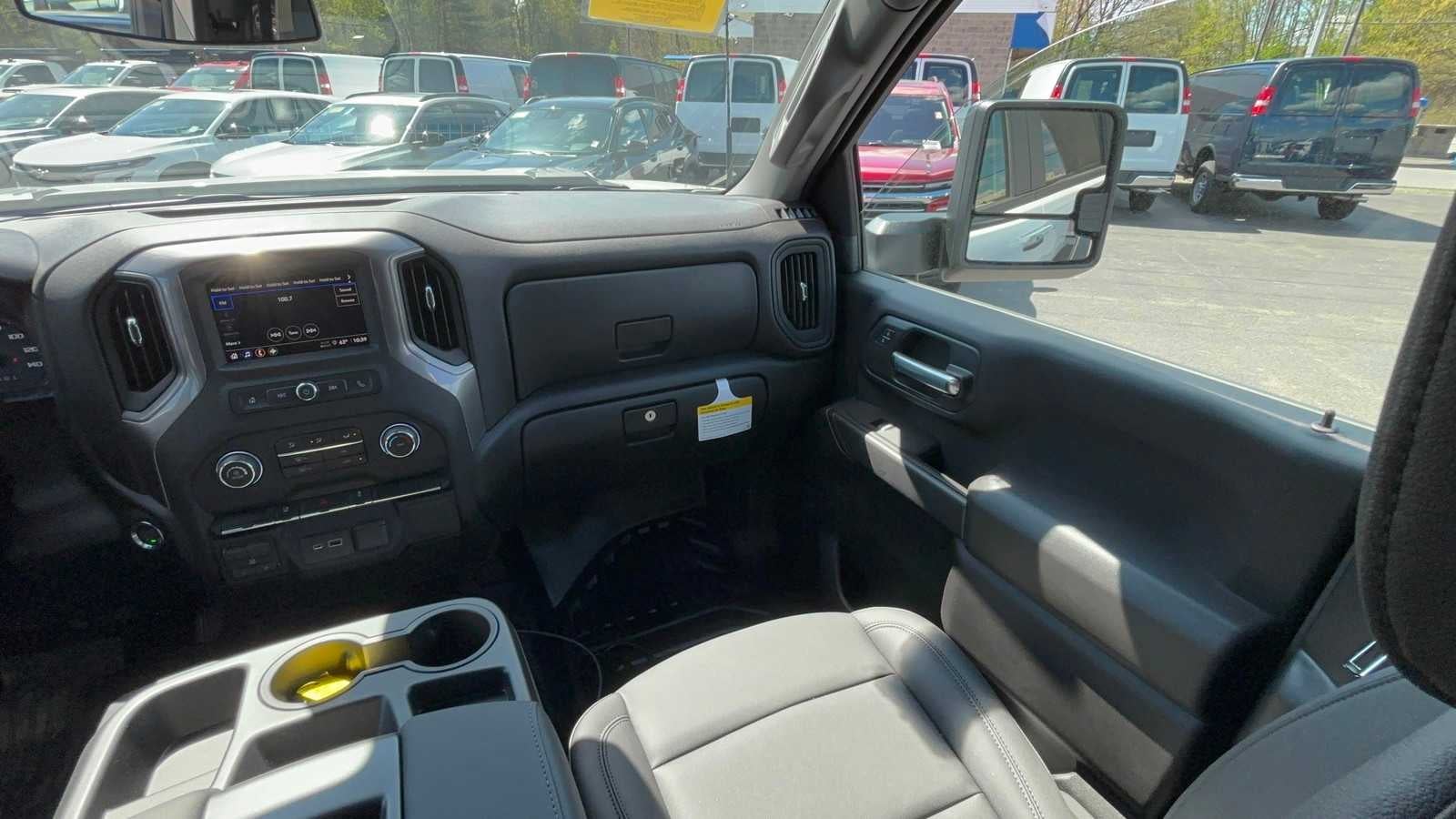 2026 Chevrolet Silverado 3500 HD Chassis Cab Work Truck