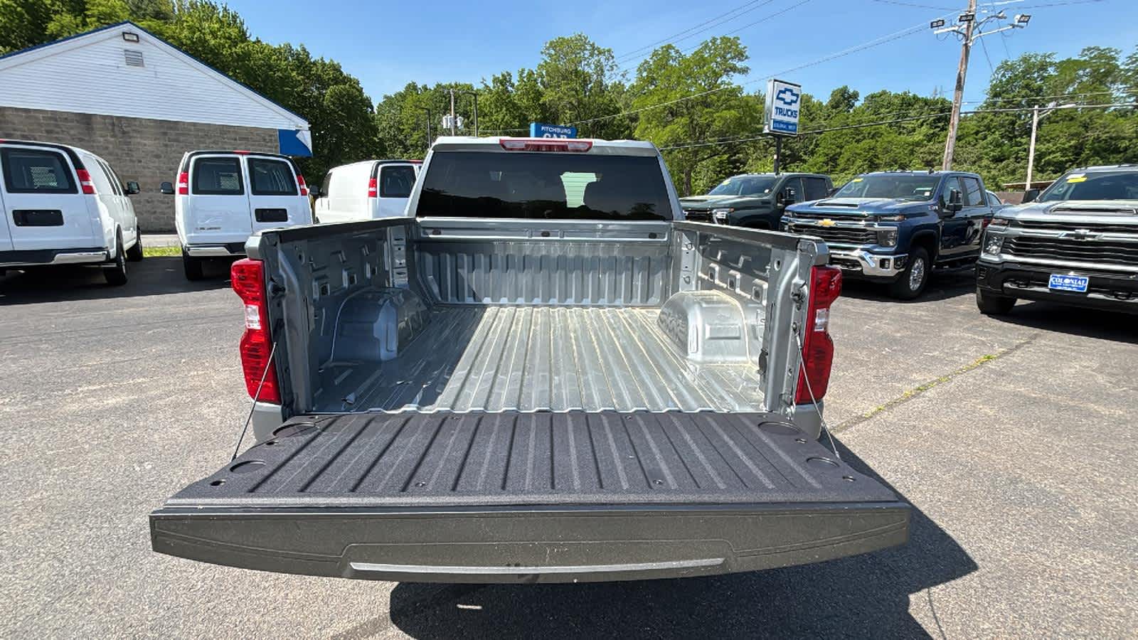 2026 Chevrolet Silverado 1500 LT (2FL)