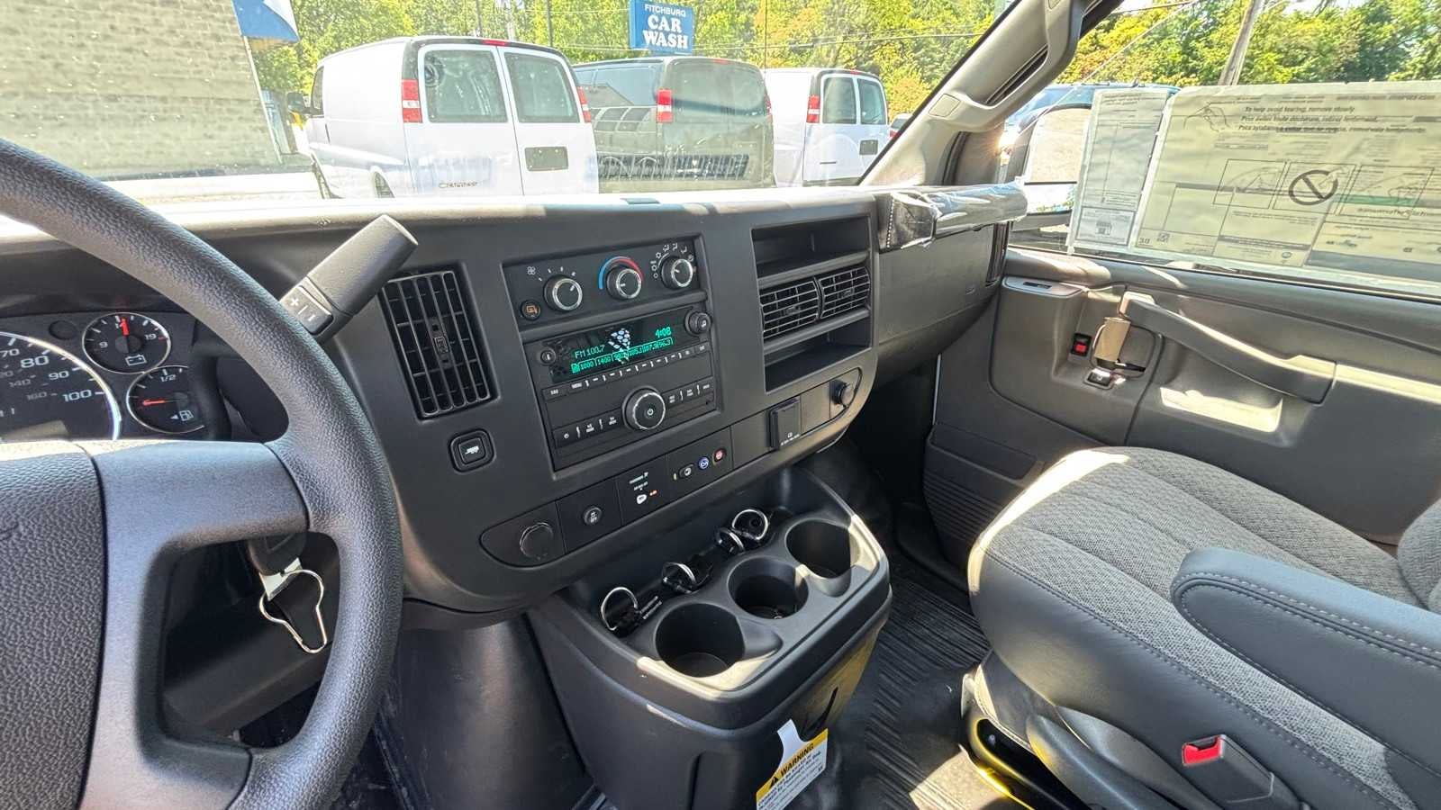 2025 Chevrolet Express Cargo Base