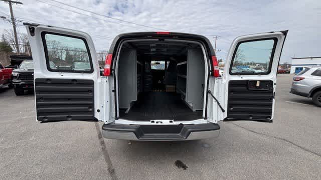 2025 Chevrolet Express Cargo Base
