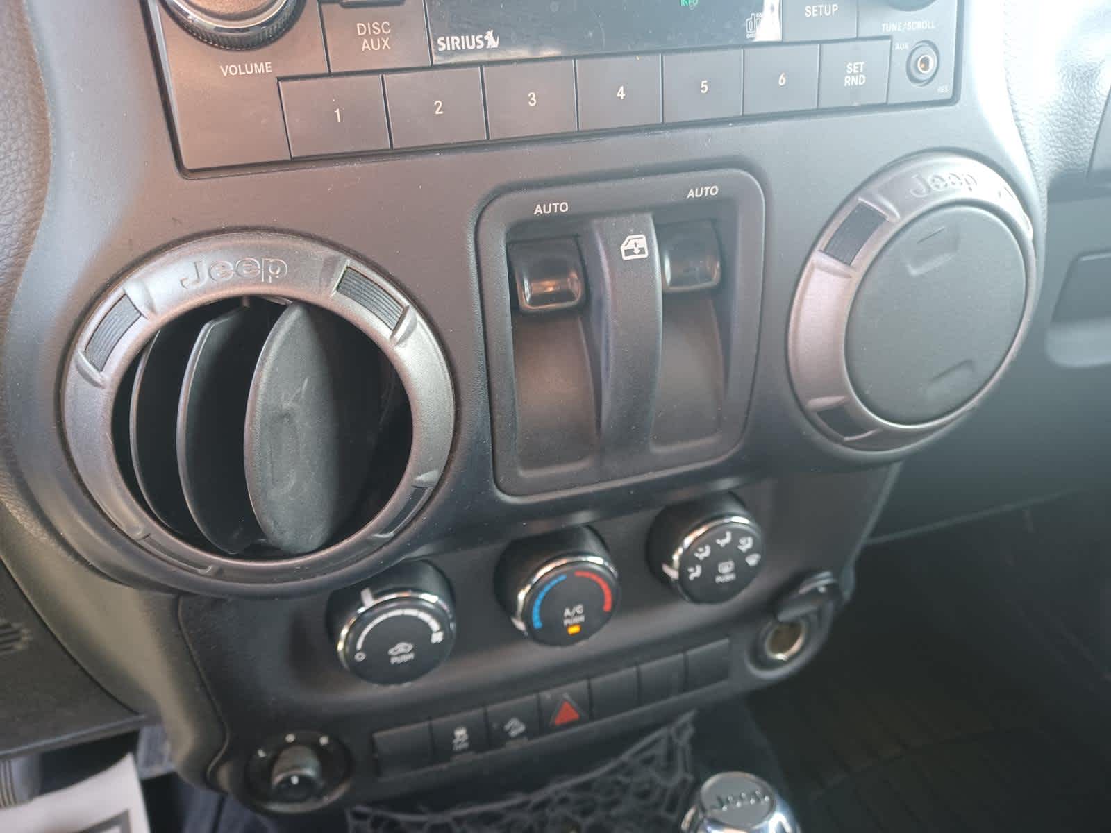 2017 Jeep Wrangler Sport