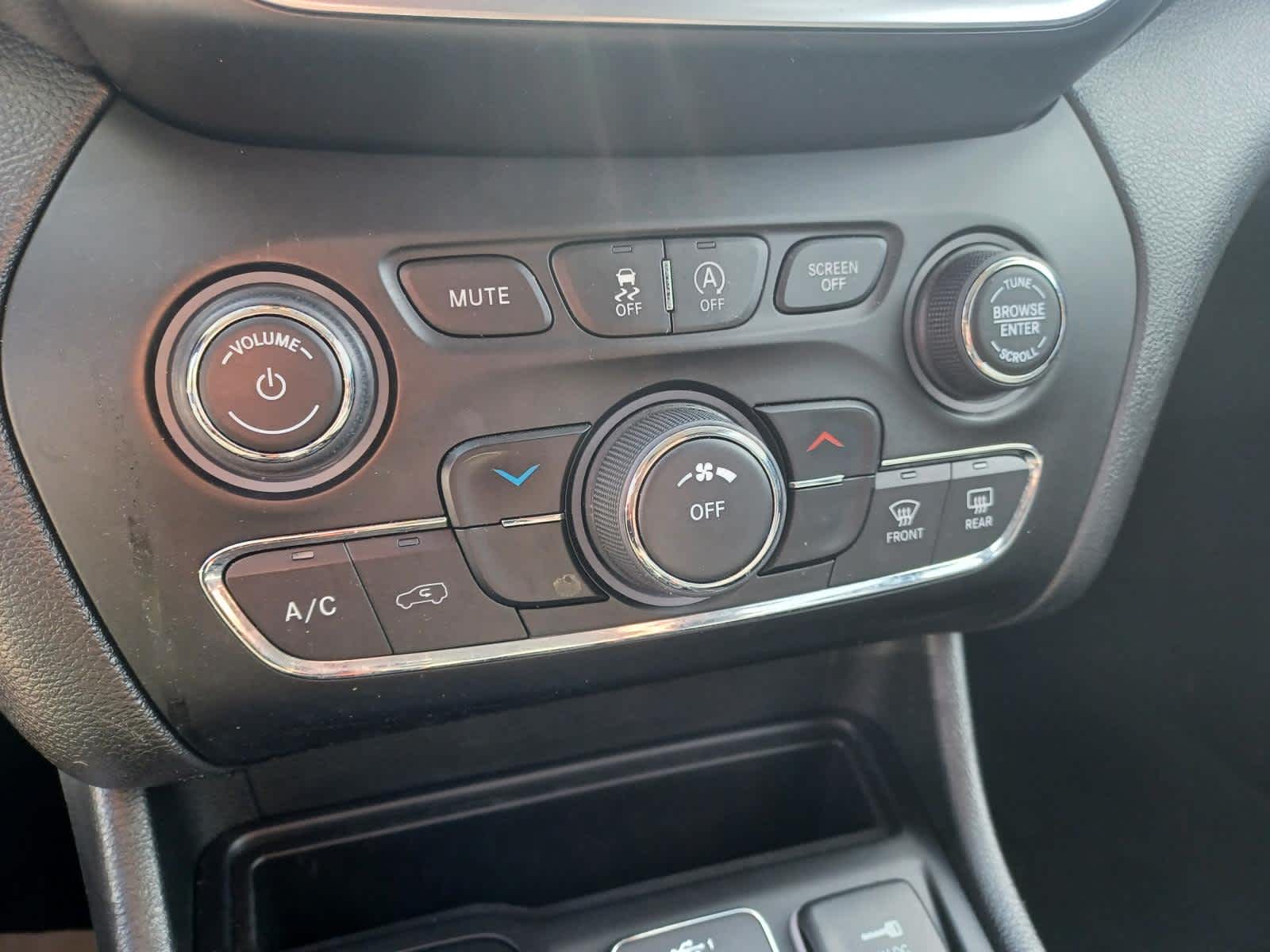 2021 Jeep Cherokee Latitude Lux 4x4