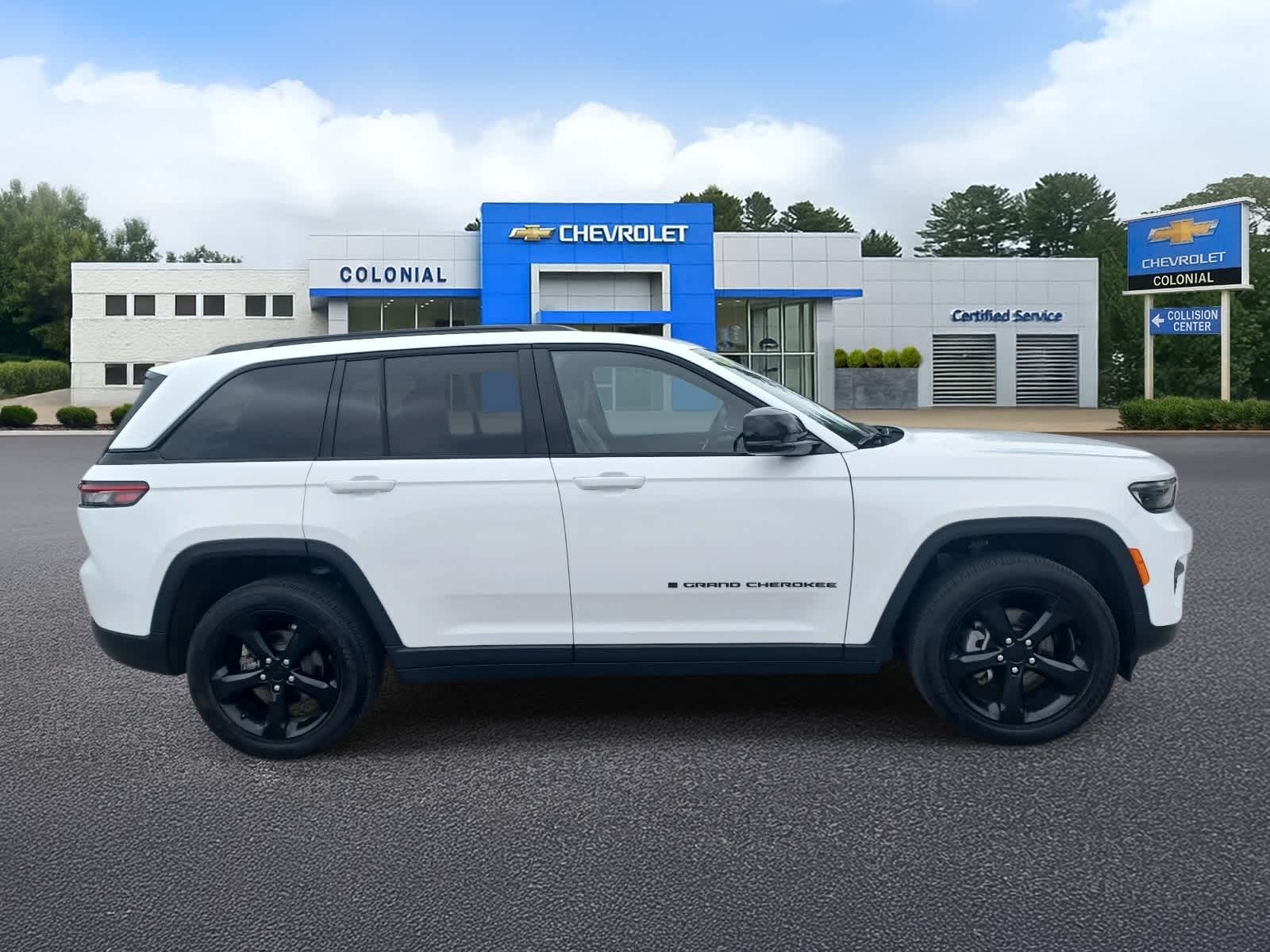 2023 Jeep Grand Cherokee Altitude 4x4