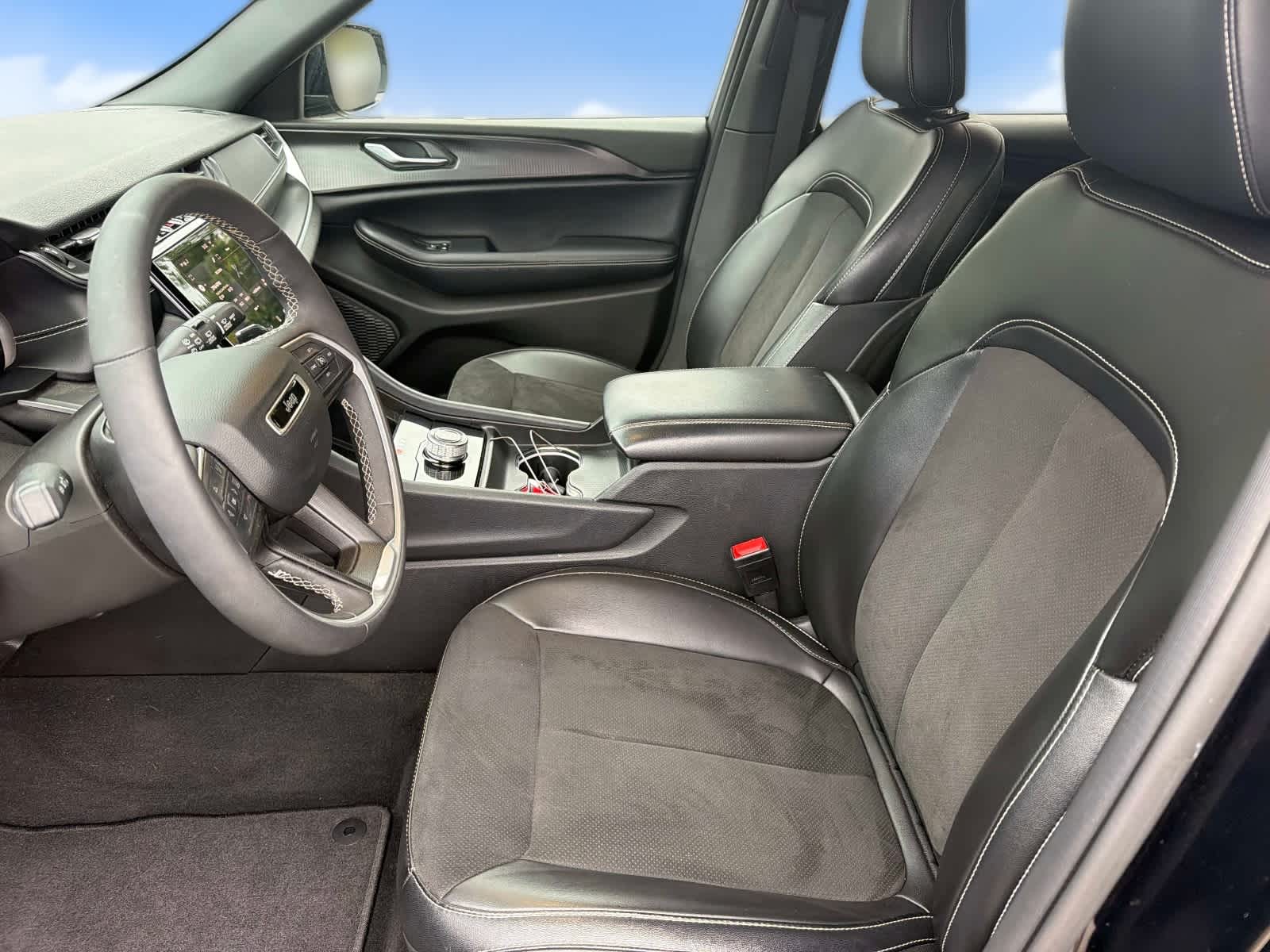 2023 Jeep Grand Cherokee Altitude X 4x4