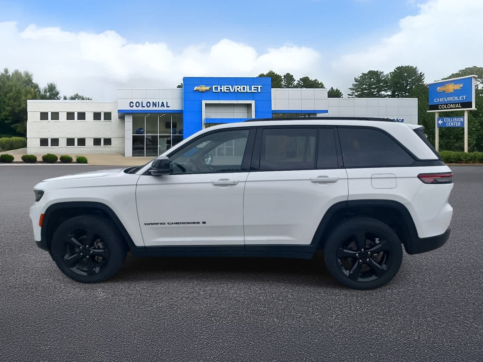 2023 Jeep Grand Cherokee Altitude 4x4