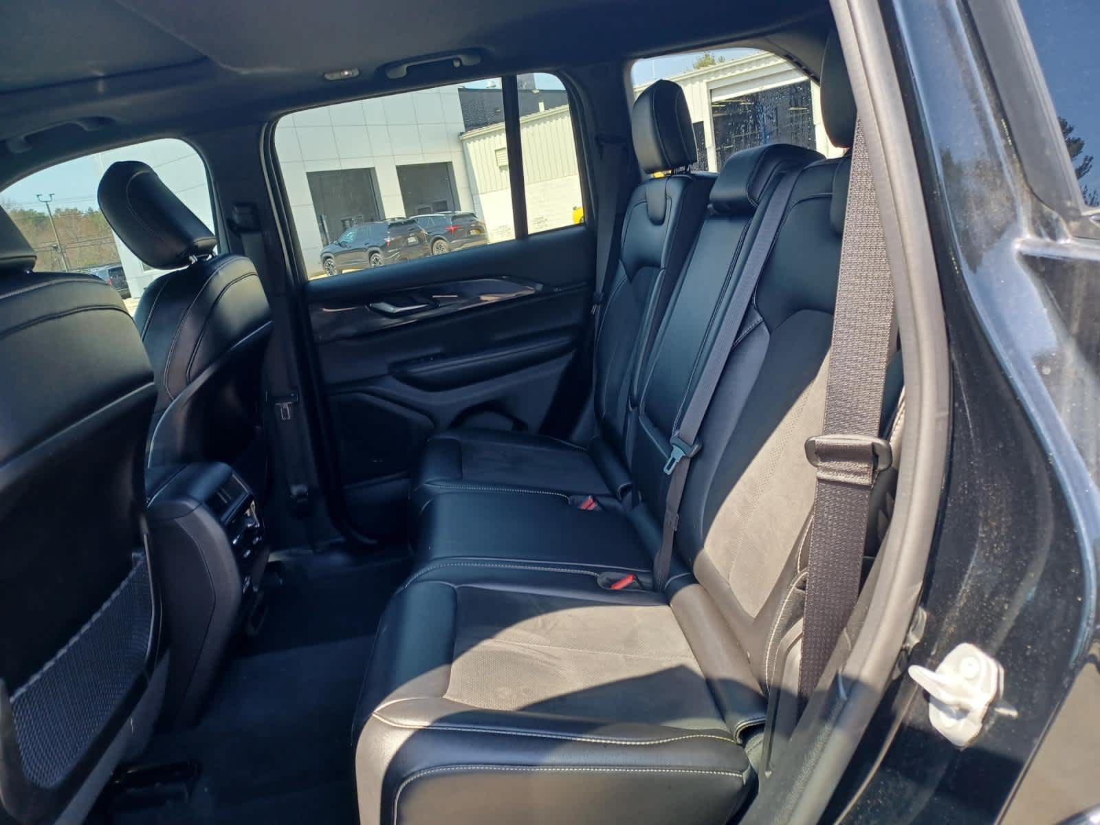 2023 Jeep Grand Cherokee Altitude 4x4