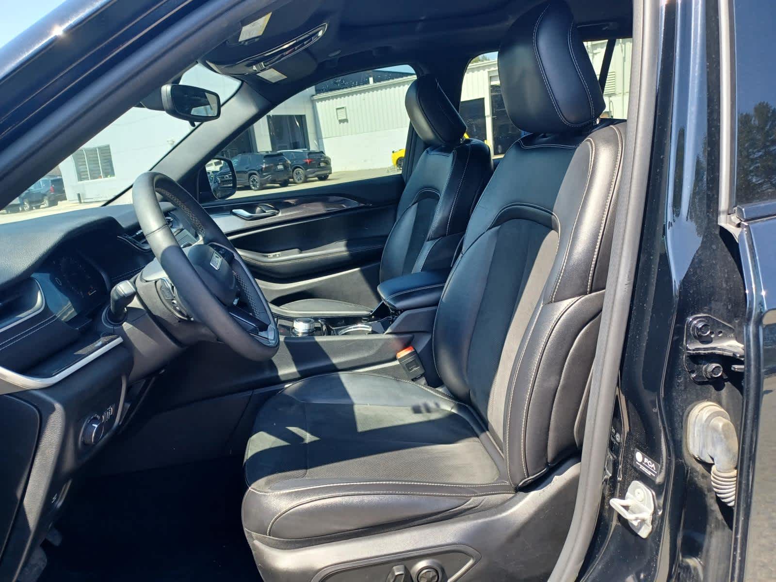 2023 Jeep Grand Cherokee Altitude 4x4