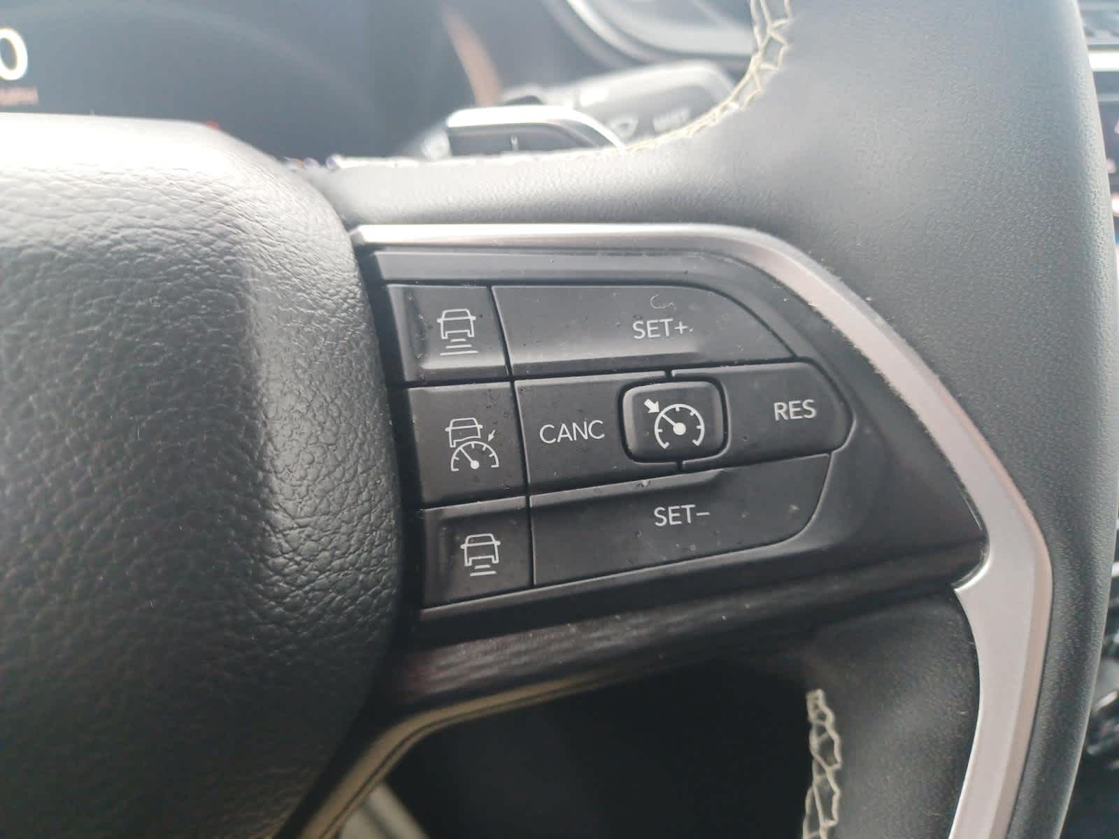 2024 Jeep Grand Cherokee L Altitude