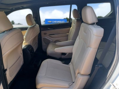 2023 Jeep Grand Cherokee L Limited 4x4