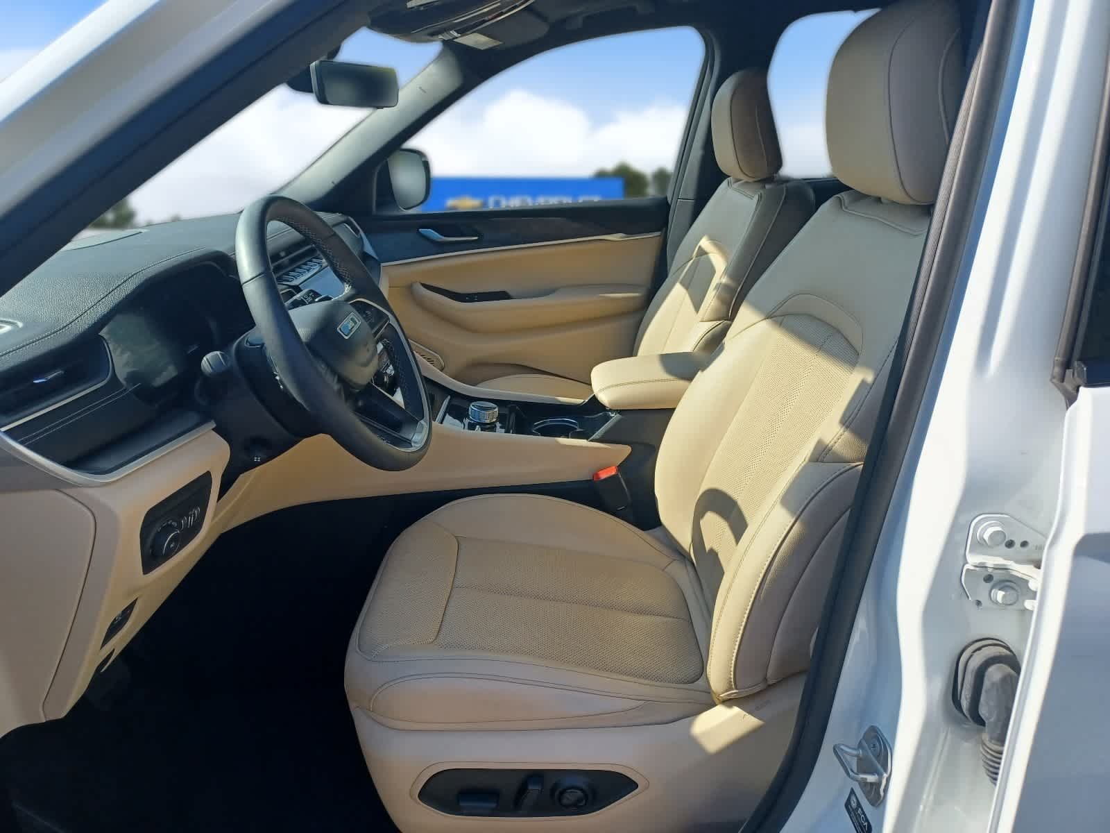 2023 Jeep Grand Cherokee L Limited 4x4