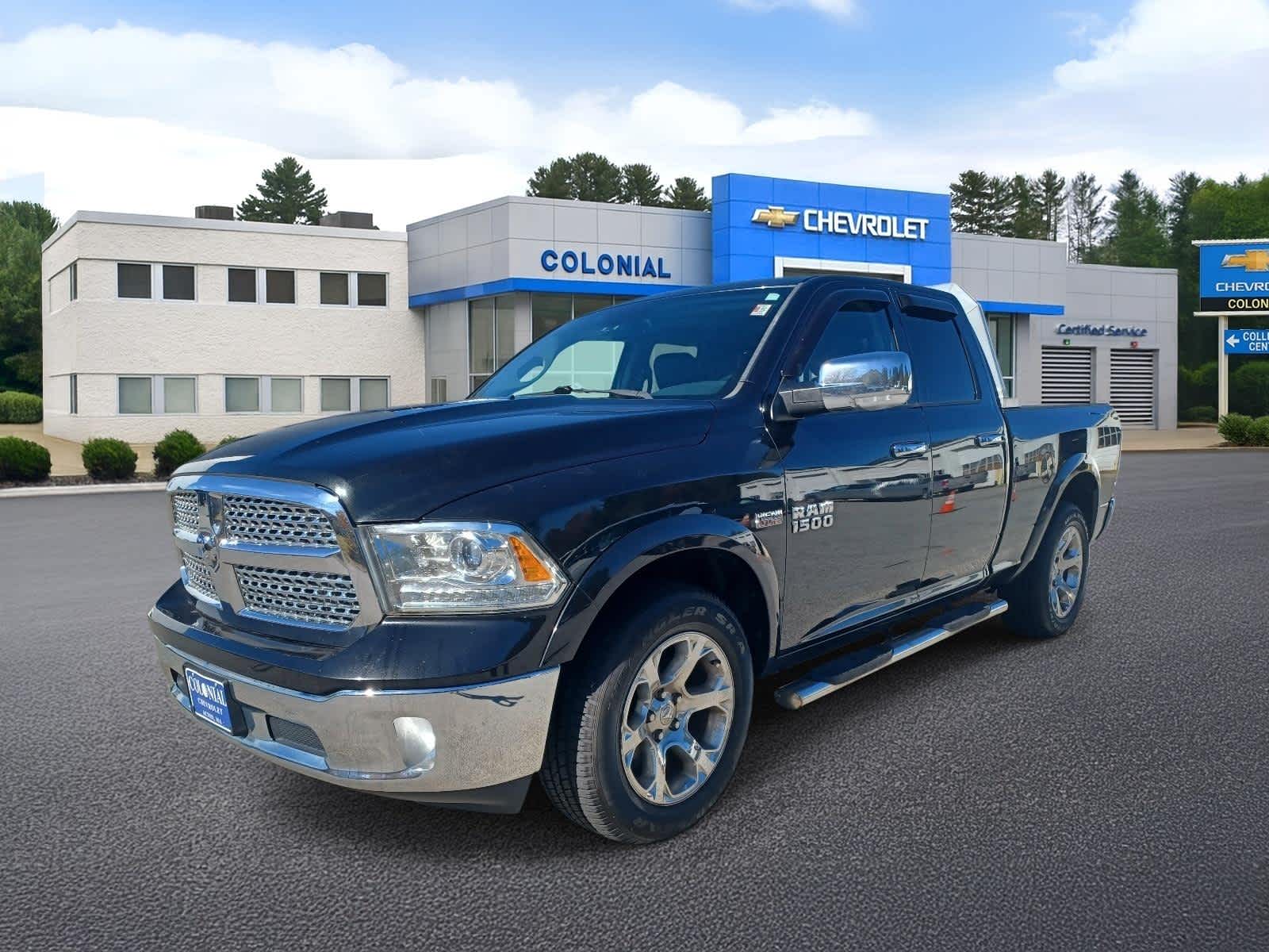 2017 RAM 1500 Pickup Laramie