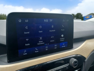 2022 Ford Escape Titanium Hybrid