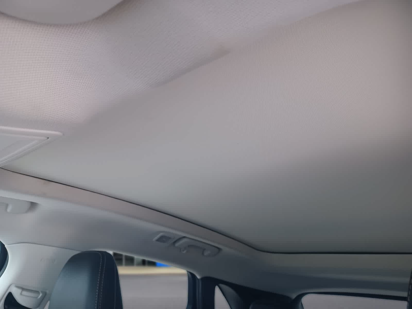 2022 Ford Escape Titanium Hybrid