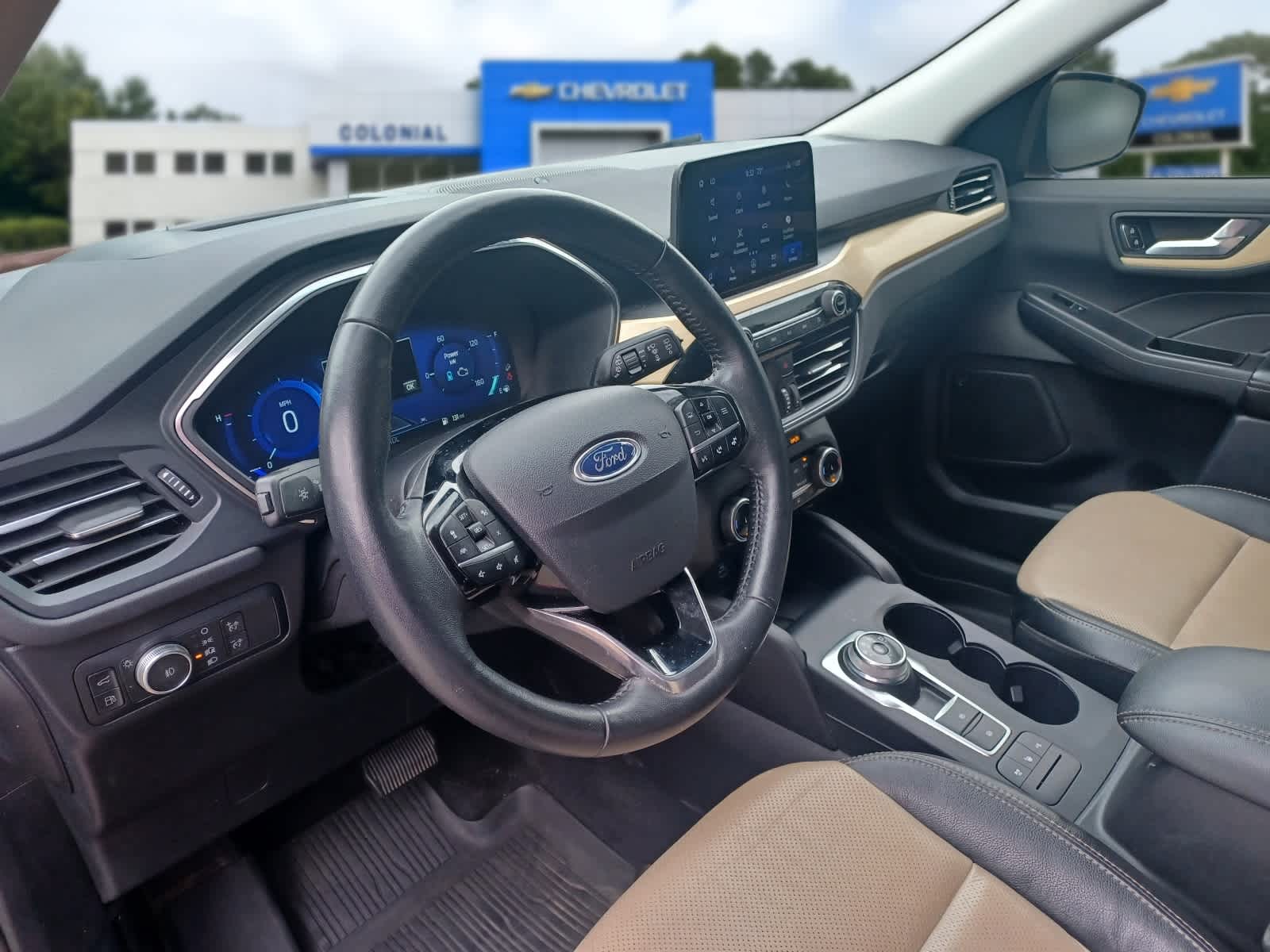 2022 Ford Escape Titanium Hybrid