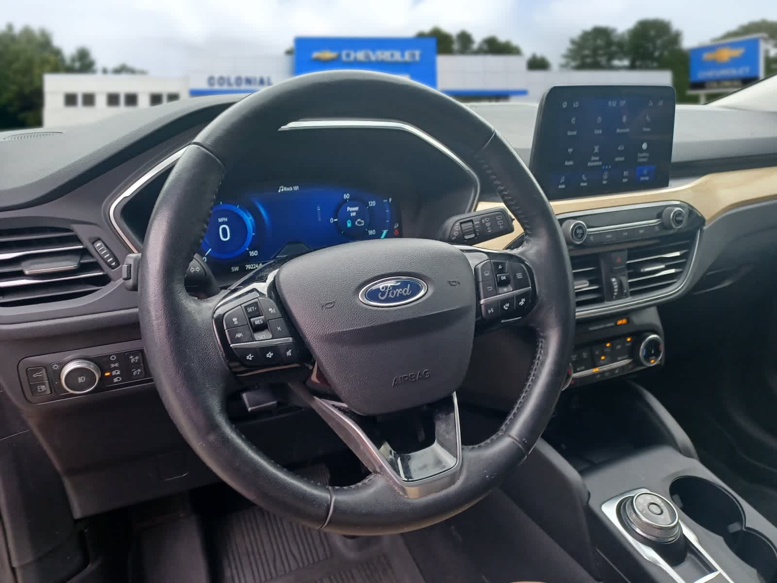 2022 Ford Escape Titanium Hybrid