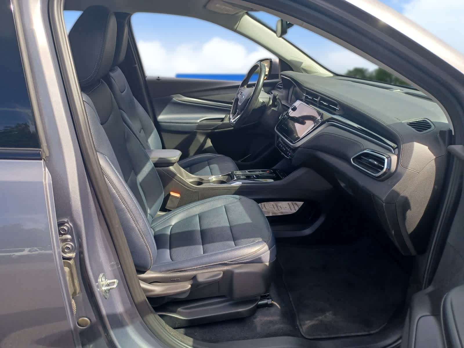 2023 Chevrolet Bolt EUV LT