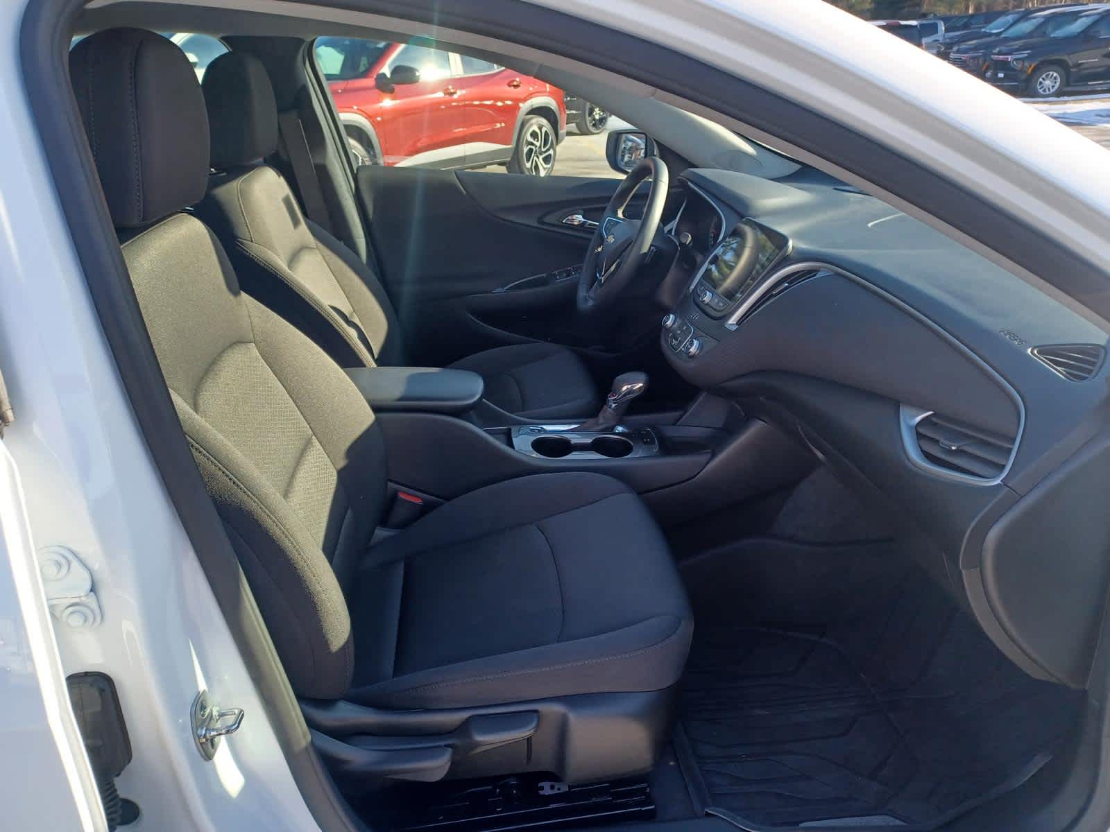 2025 Chevrolet Malibu RS