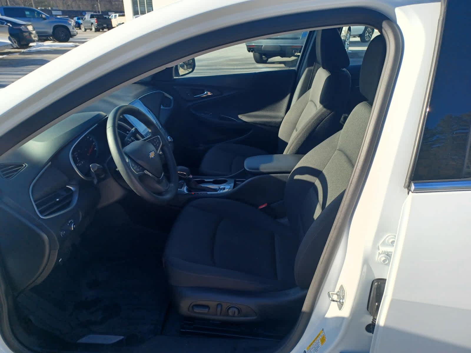 2025 Chevrolet Malibu RS