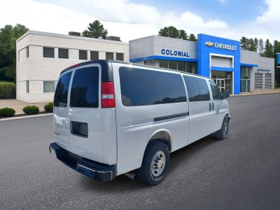 2025 Chevrolet Express Passenger 1LT