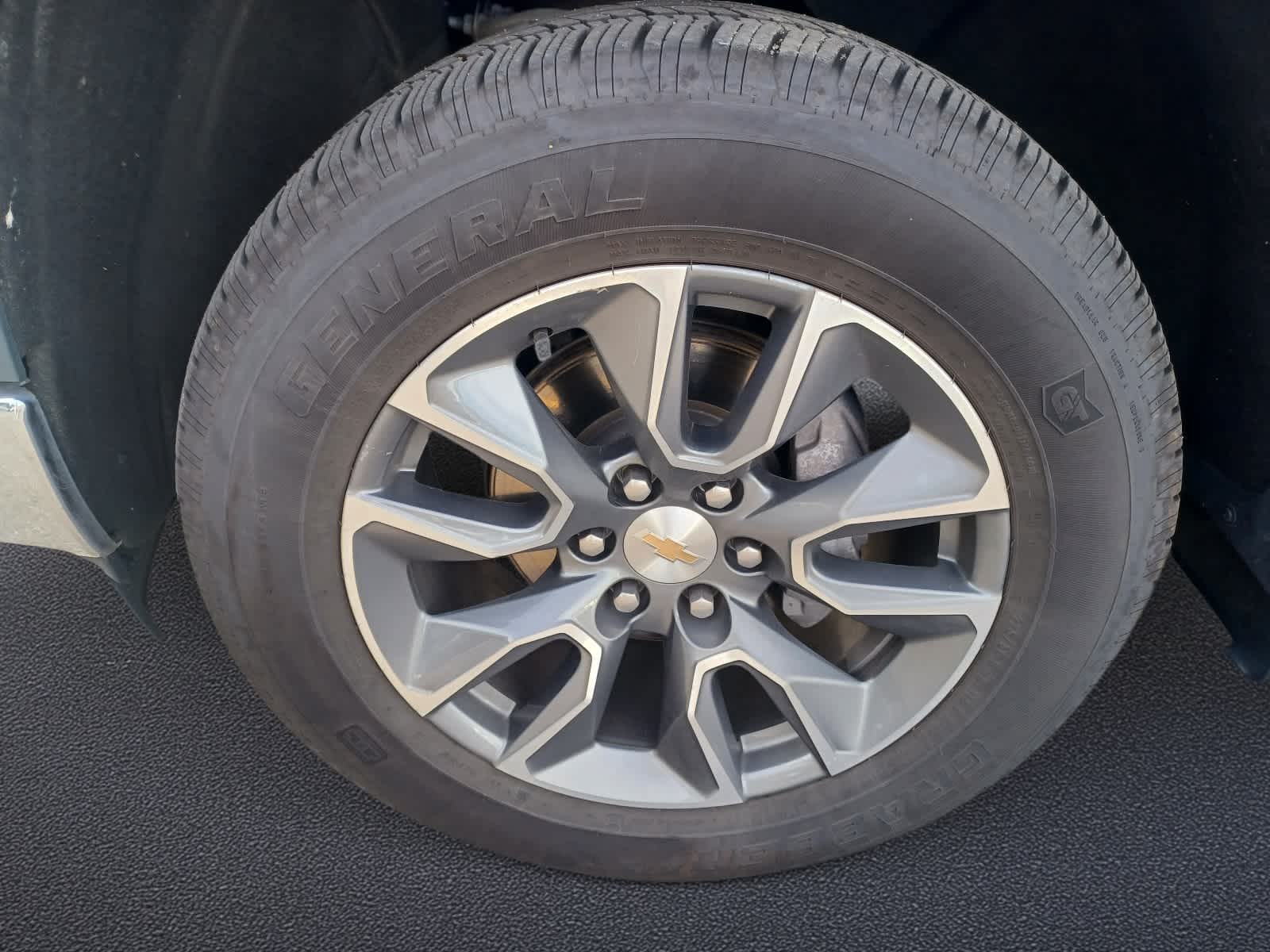 2025 Chevrolet Silverado 1500 LT (2FL)