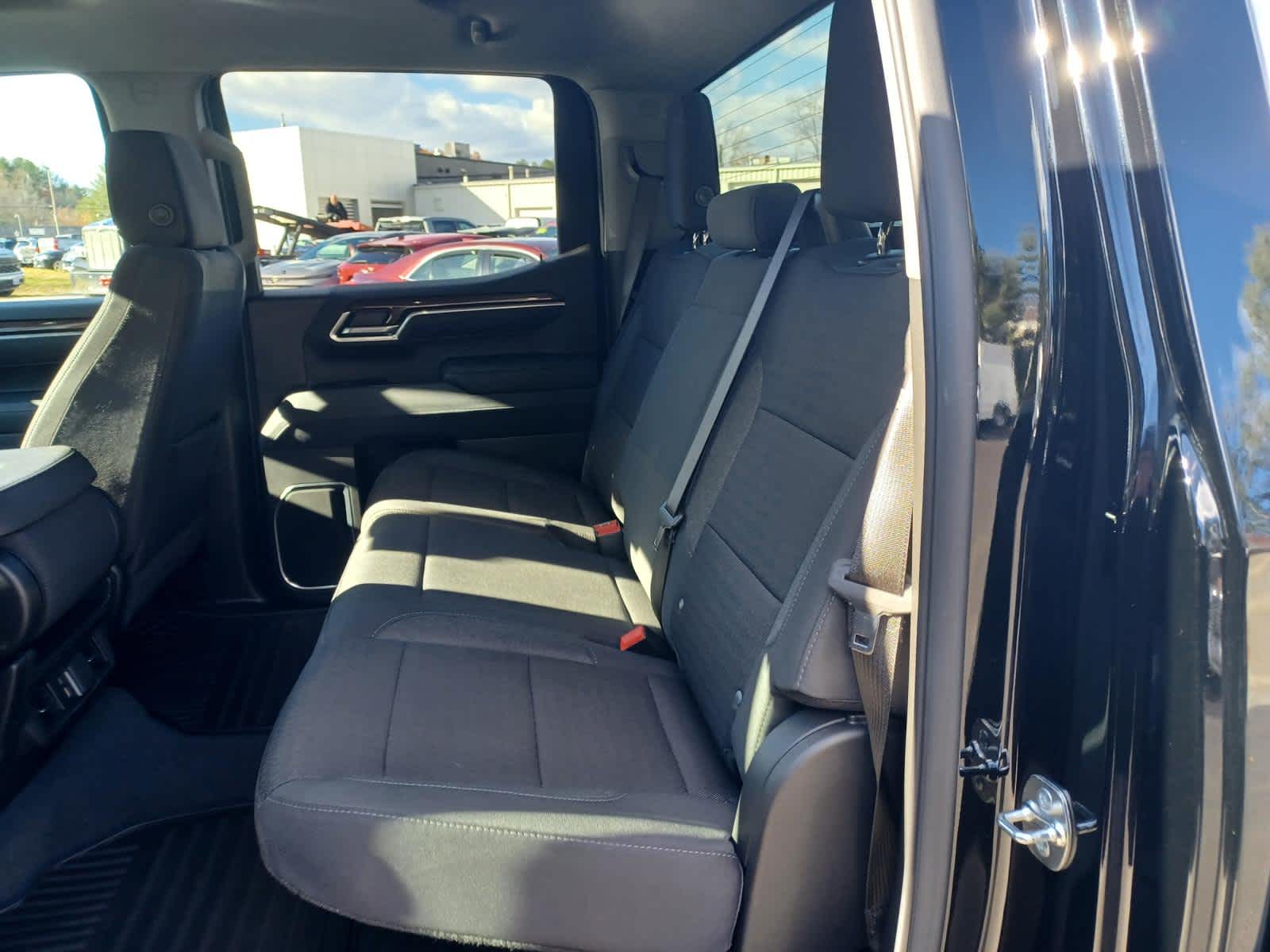 2025 Chevrolet Silverado 1500 LT (2FL)