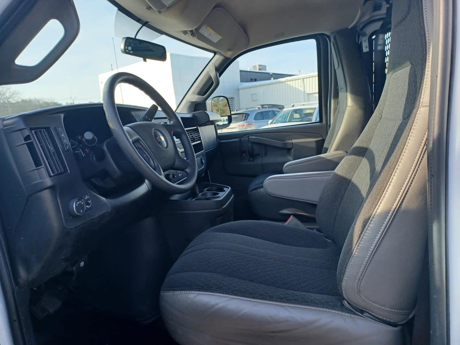 2024 Chevrolet Express Cargo 2500 WT