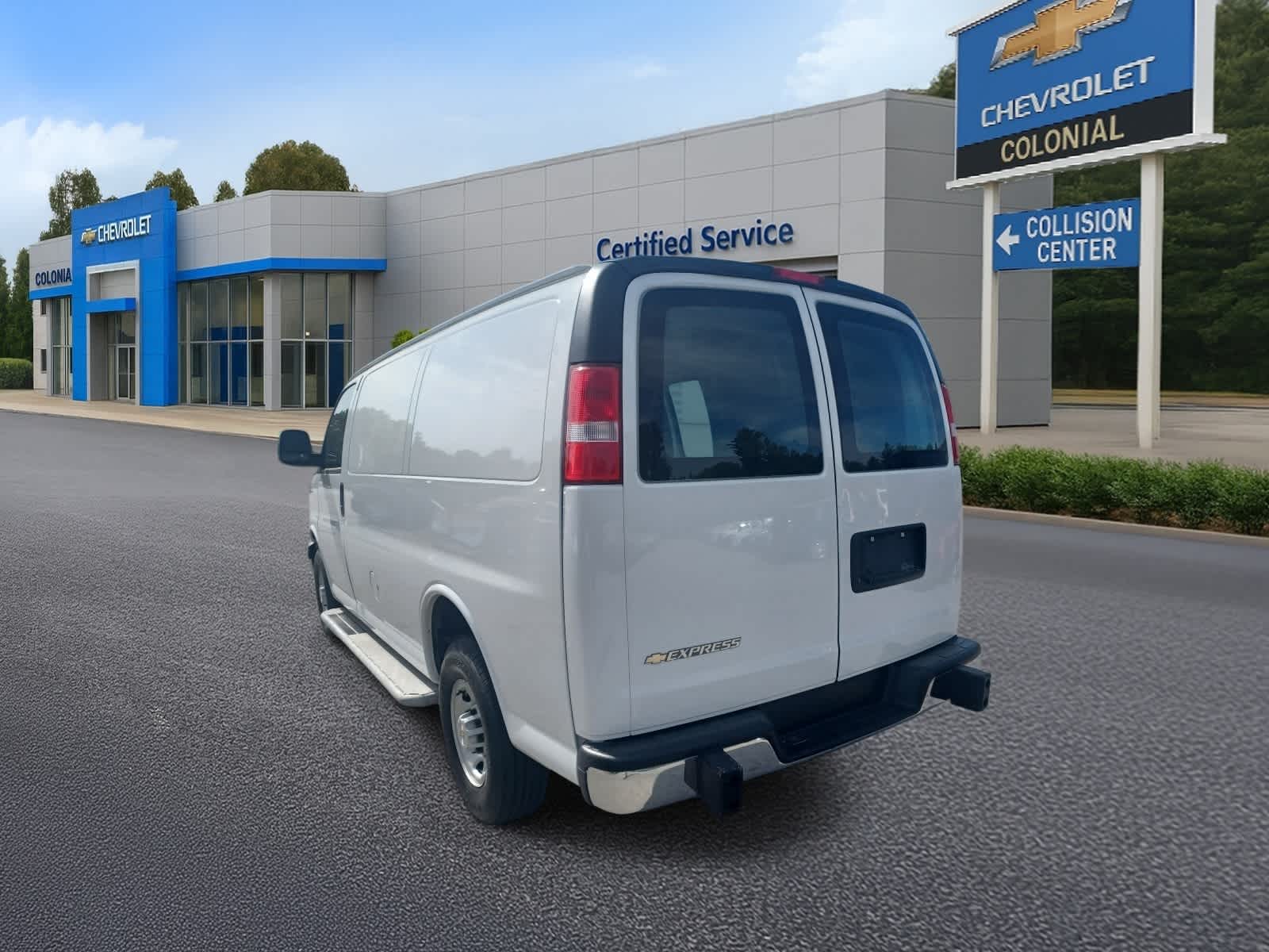 2024 Chevrolet Express Cargo 2500 WT