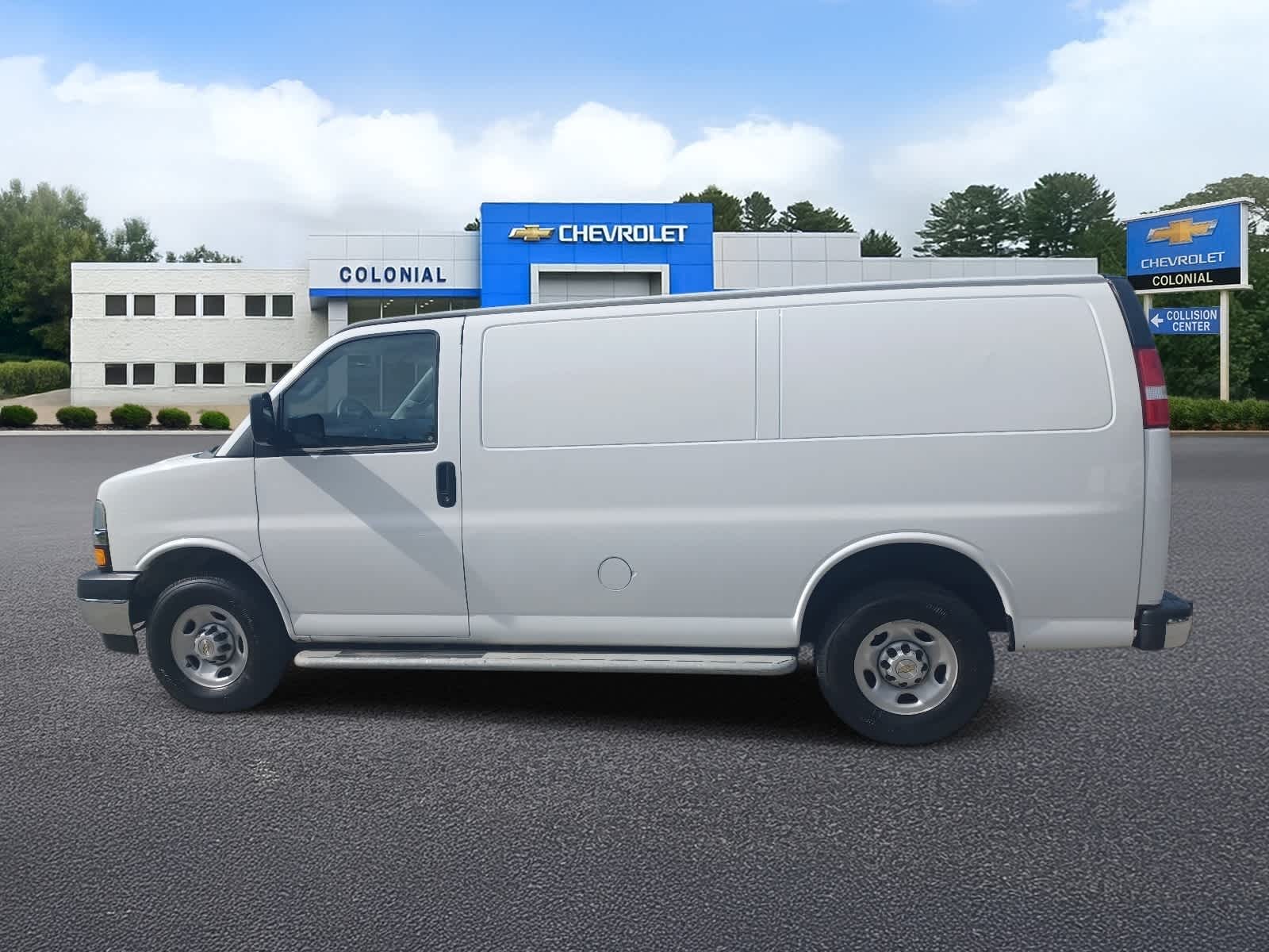 2024 Chevrolet Express Cargo 2500 WT