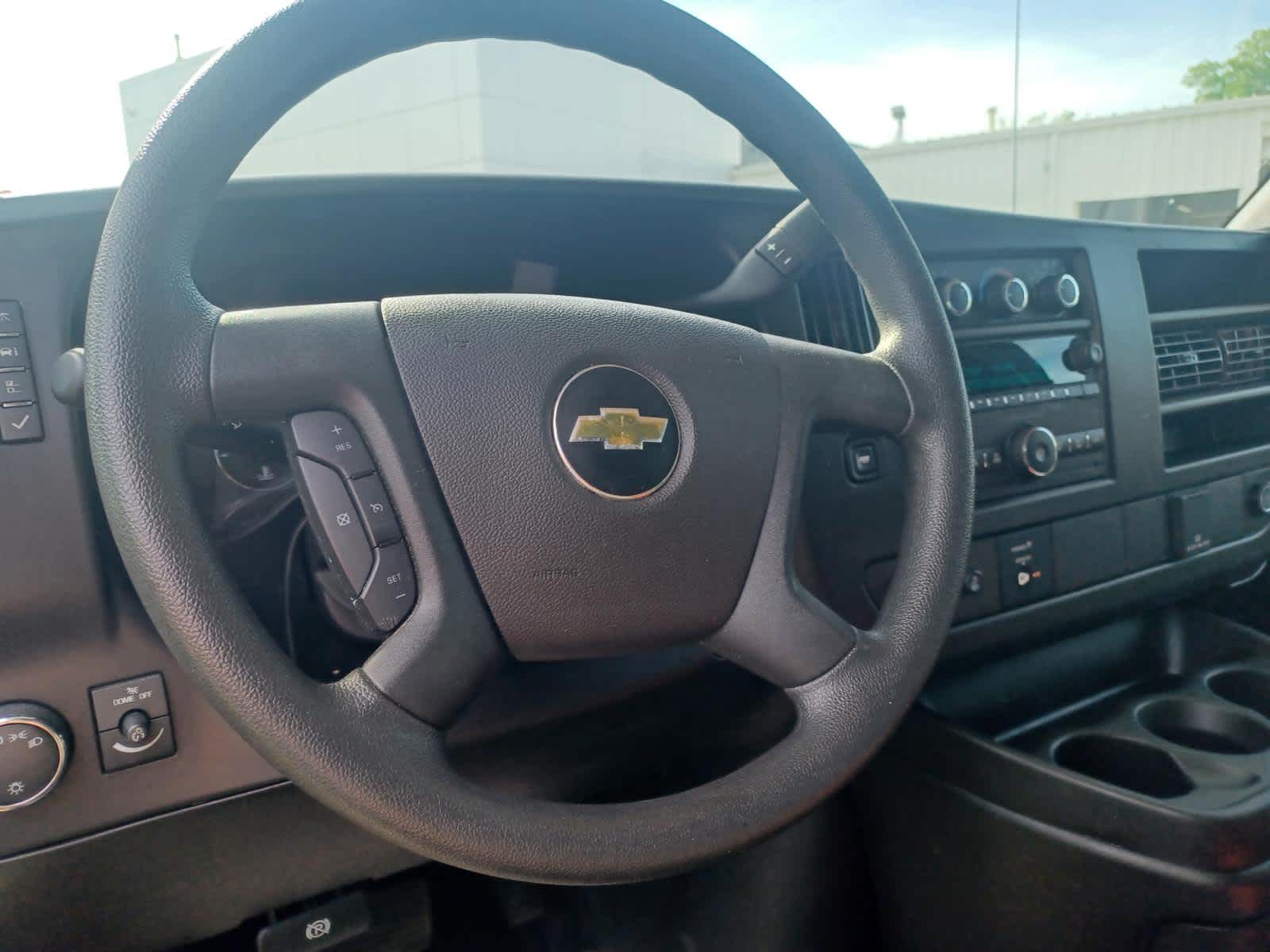 2024 Chevrolet Express Cargo 2500 WT