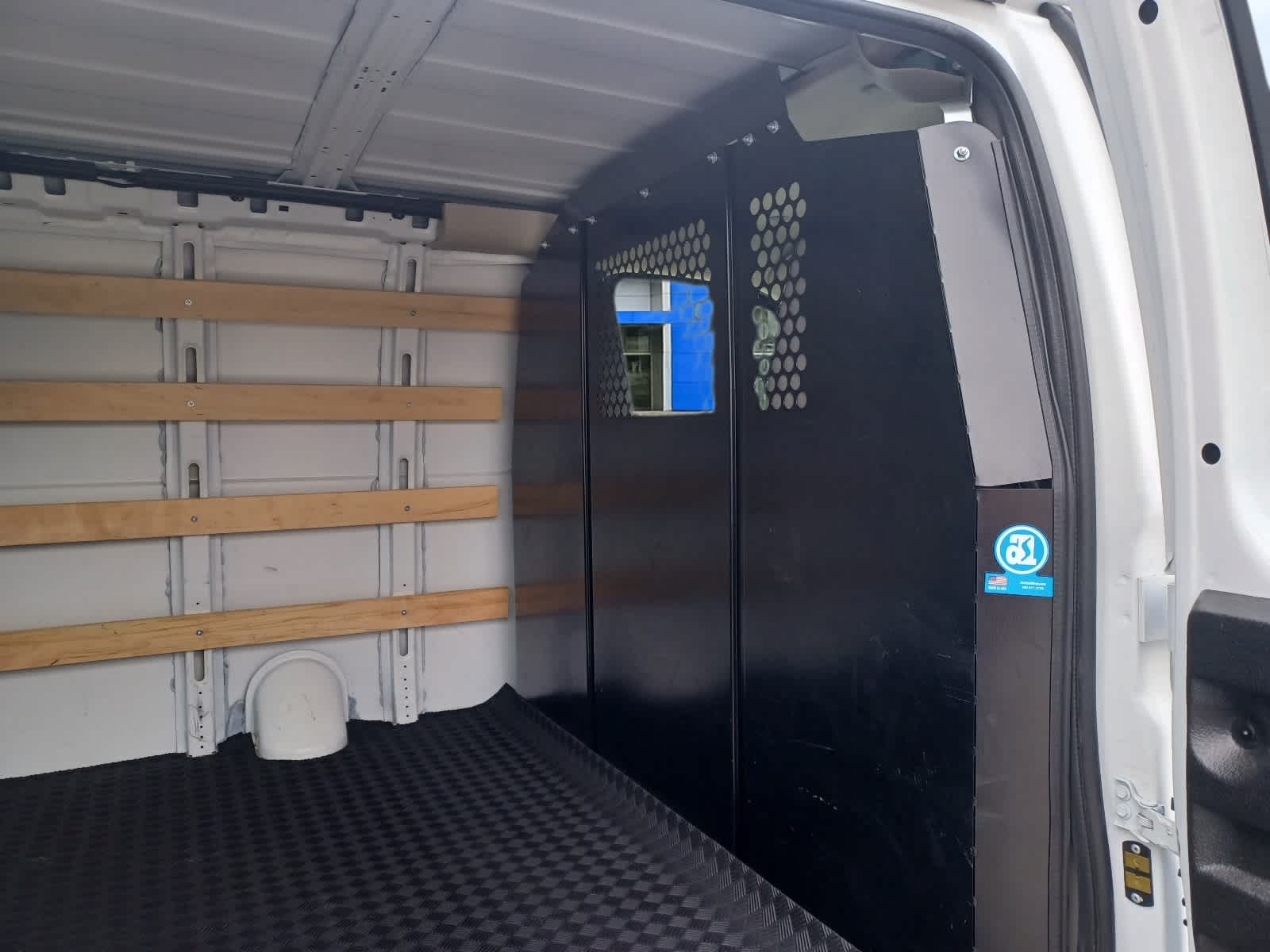 2025 Chevrolet Express Cargo WT