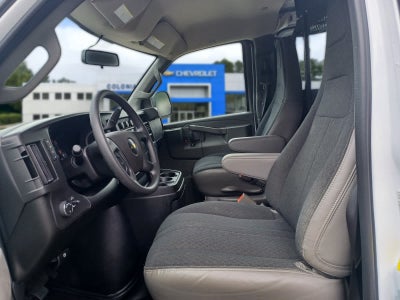 2025 Chevrolet Express Cargo WT
