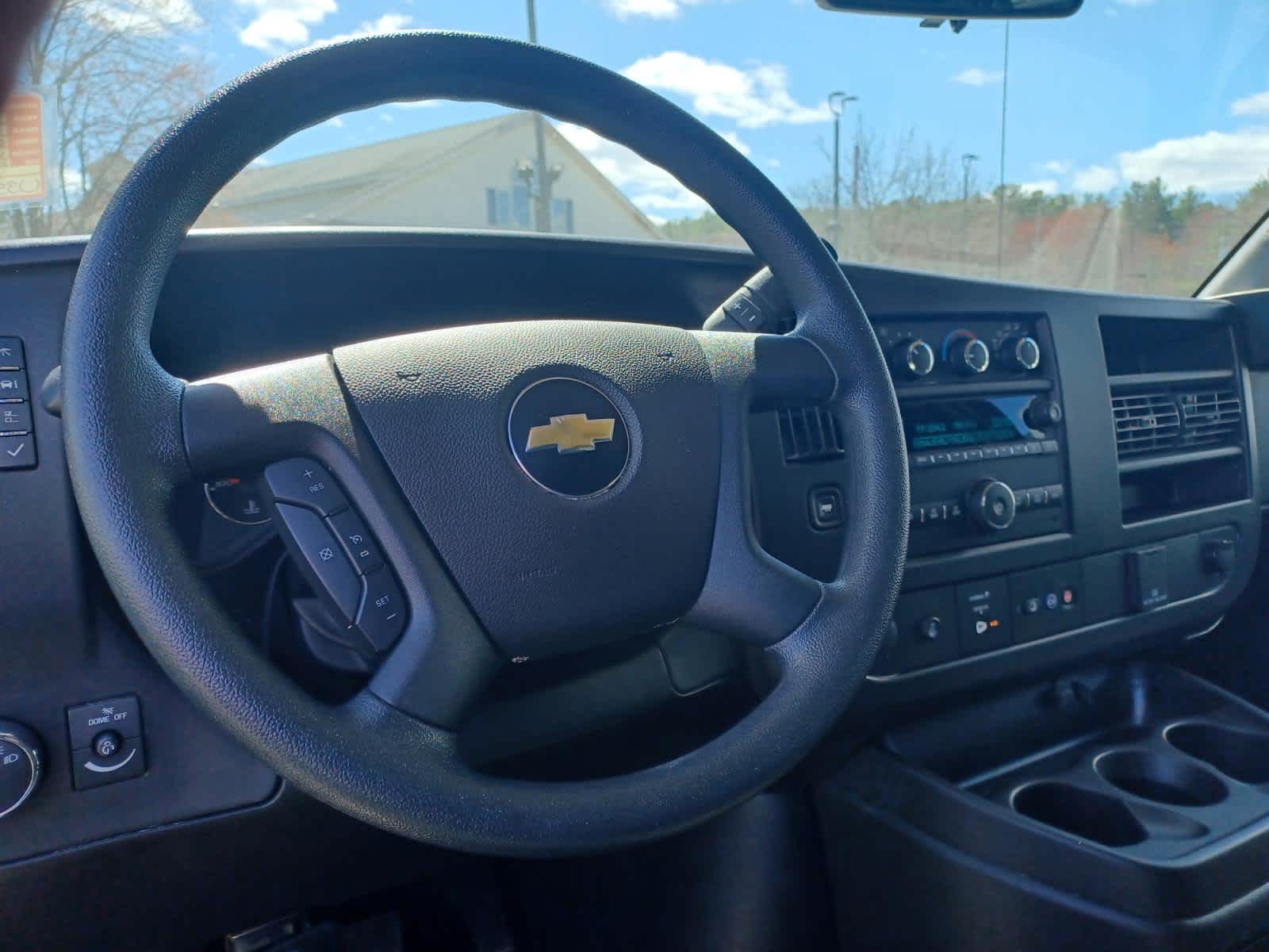 2024 Chevrolet Express Cargo 2500 WT