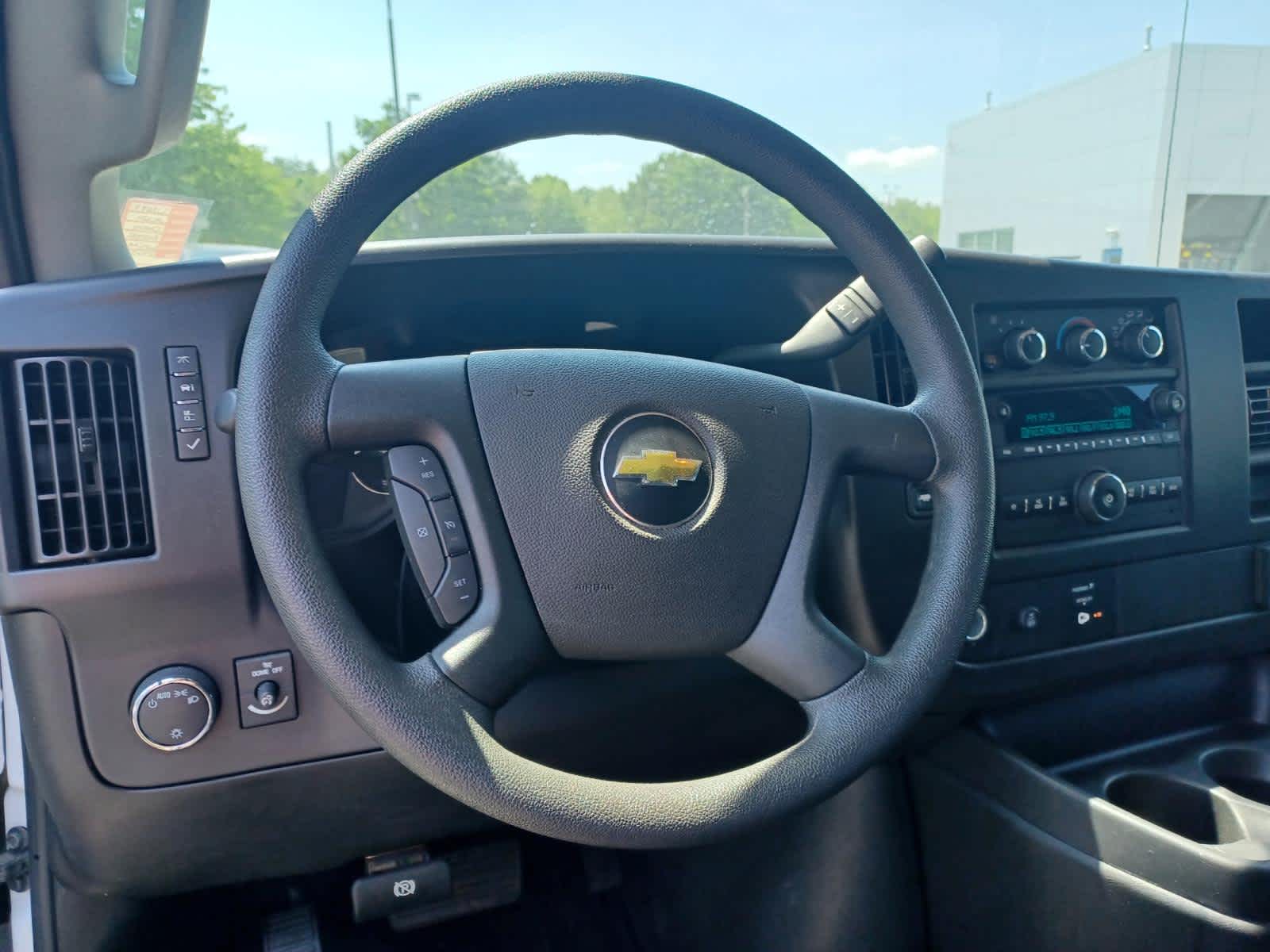 2024 Chevrolet Express Cargo 2500 WT