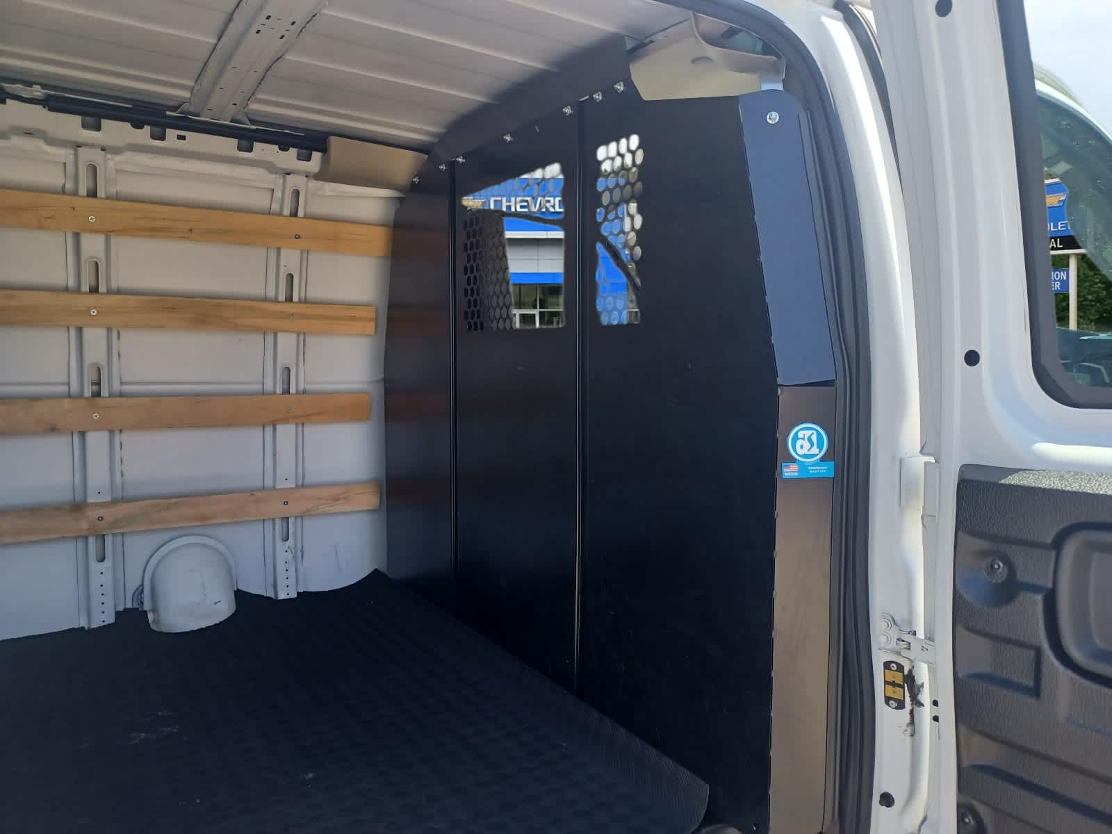 2025 Chevrolet Express Cargo WT