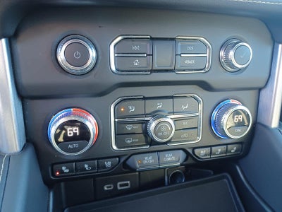 2022 GMC Yukon XL SLT