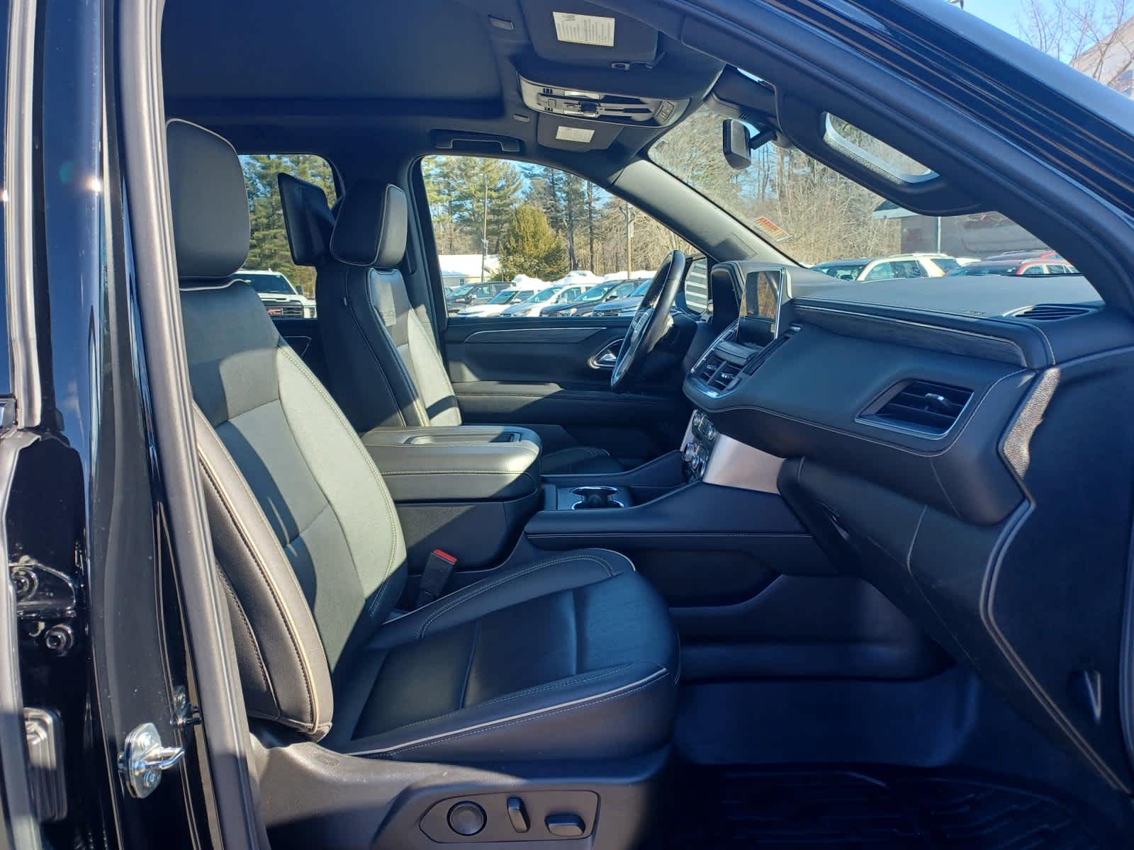 2022 GMC Yukon XL SLT