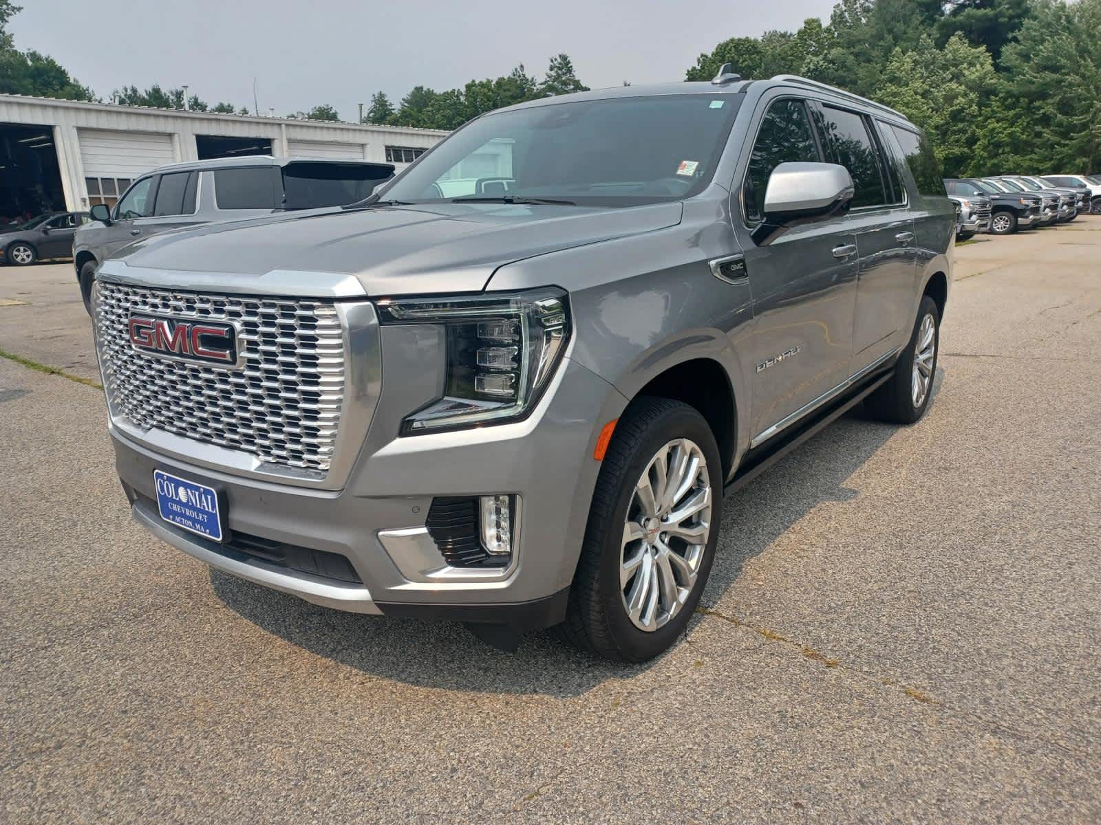 2023 GMC Yukon XL Denali