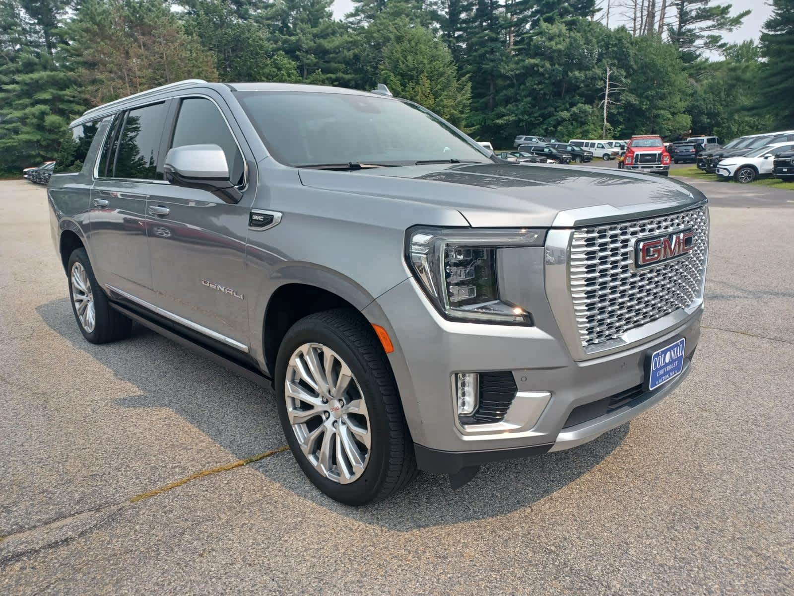 2023 GMC Yukon XL Denali