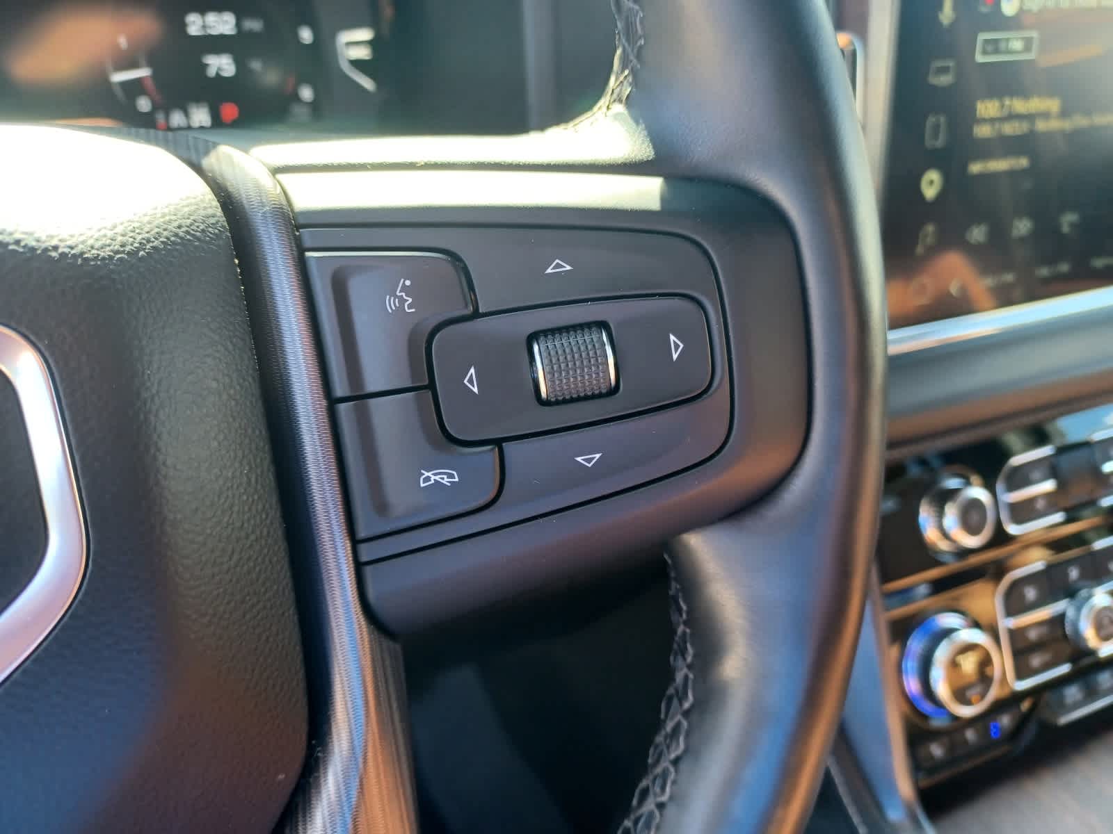 2024 GMC Yukon XL Denali Ultimate - Photo 14
