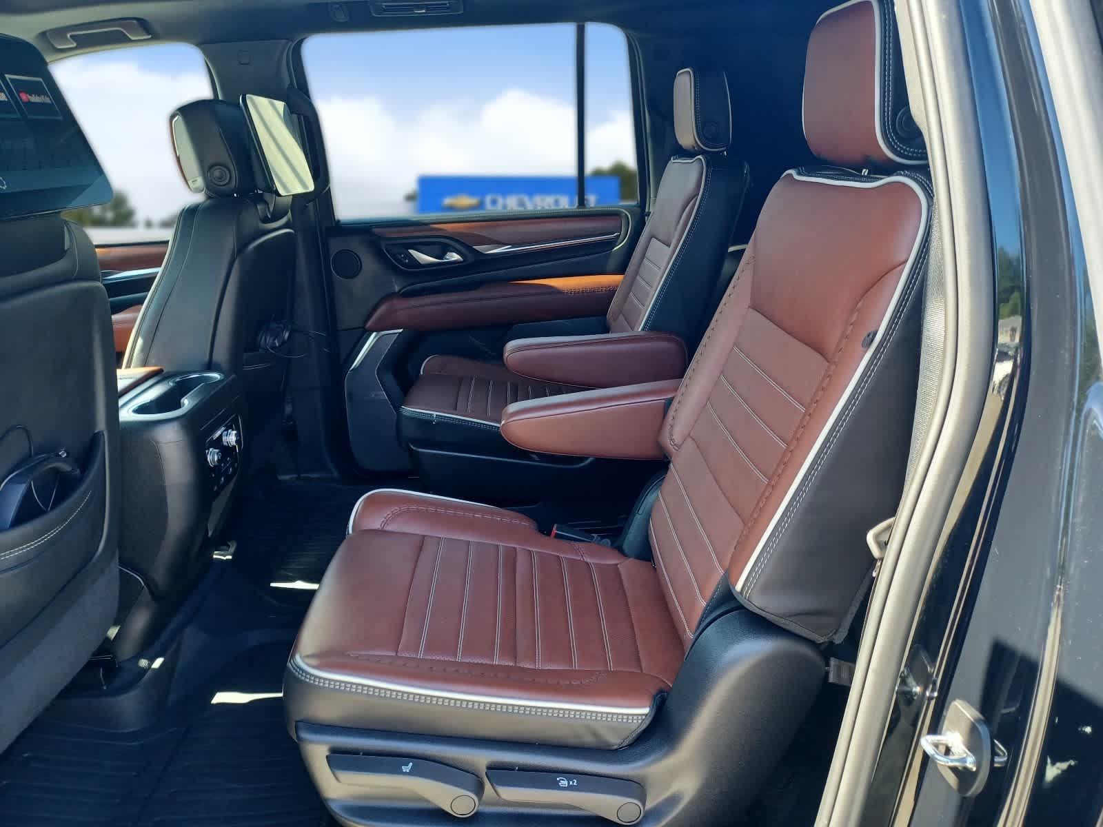 2024 GMC Yukon XL Denali Ultimate - Photo 21