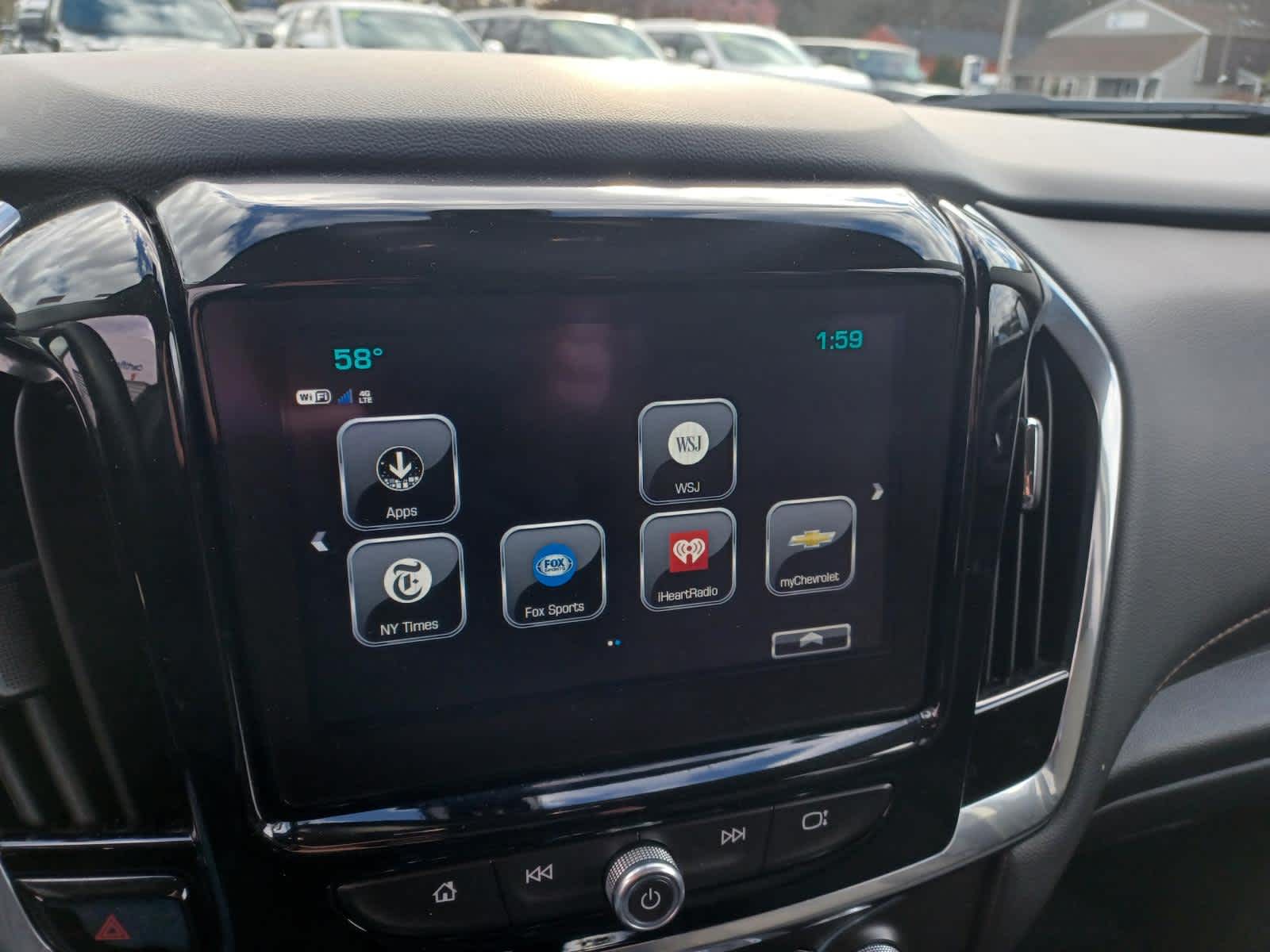 2018 Chevrolet Traverse LT Cloth