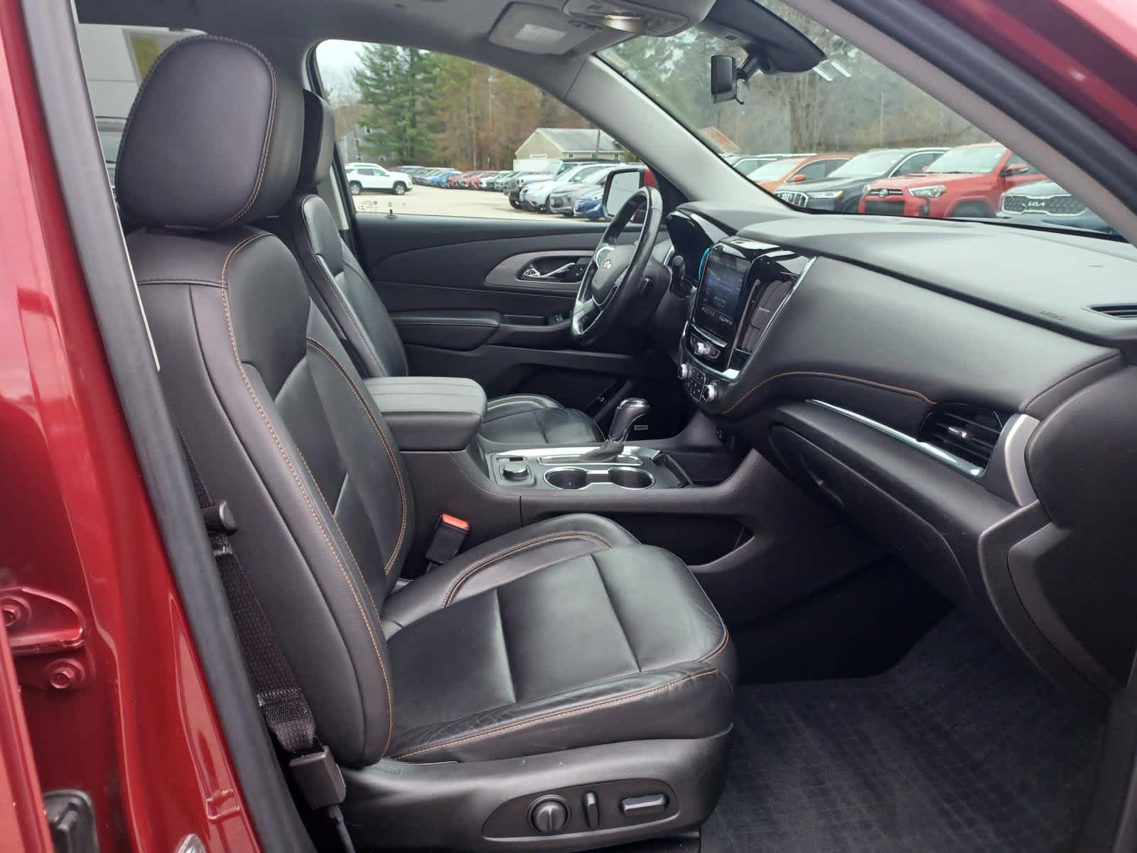 2020 Chevrolet Traverse LT Leather